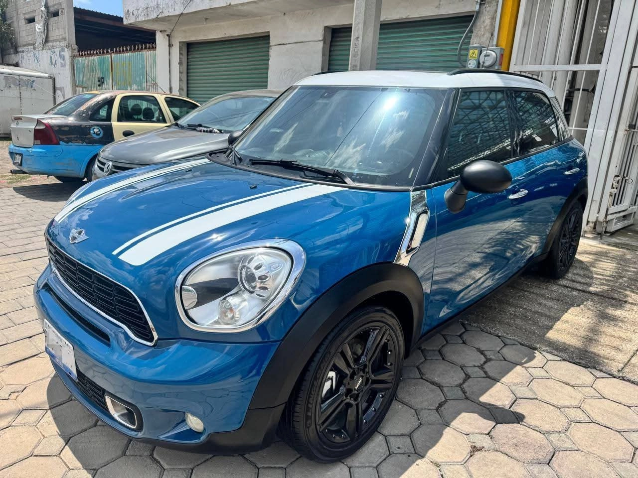 mini-cooper-countryman-2013876.webp